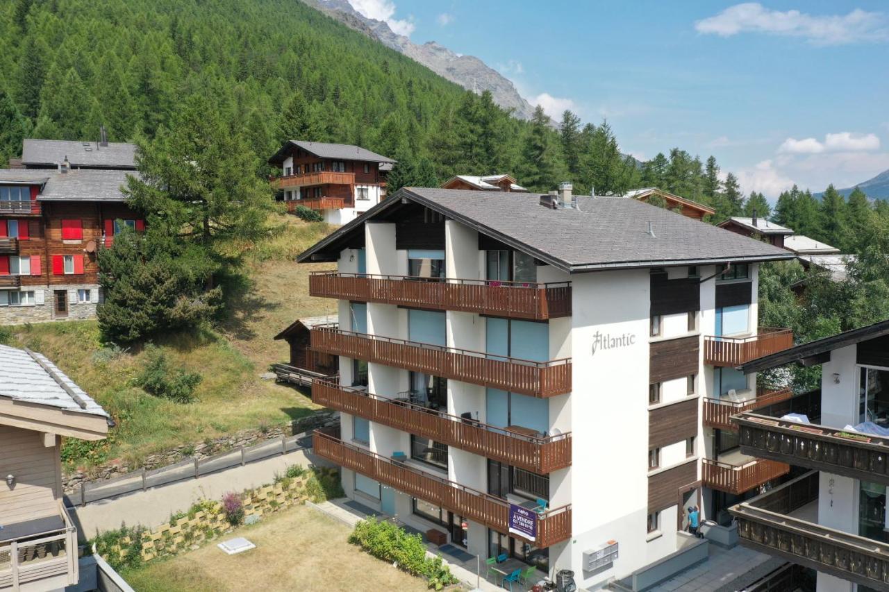 Mountain Retreat Studio: Idyllische Ferienwohnung In Saas Fee Exterior foto